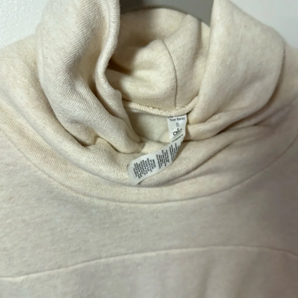 Alo Yoga Haze Funnel Neck Sweatshirt
